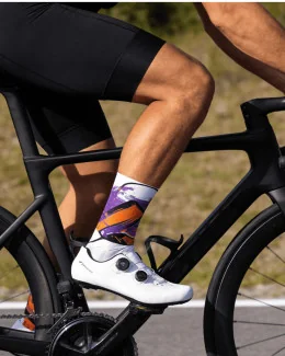 Paire de chaussettes cyclisme aéro - FRESK | BLANC